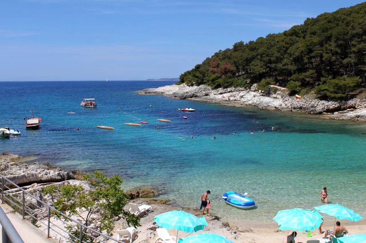 Guest house Apartments And Rooms By The Sea Mali Losinj