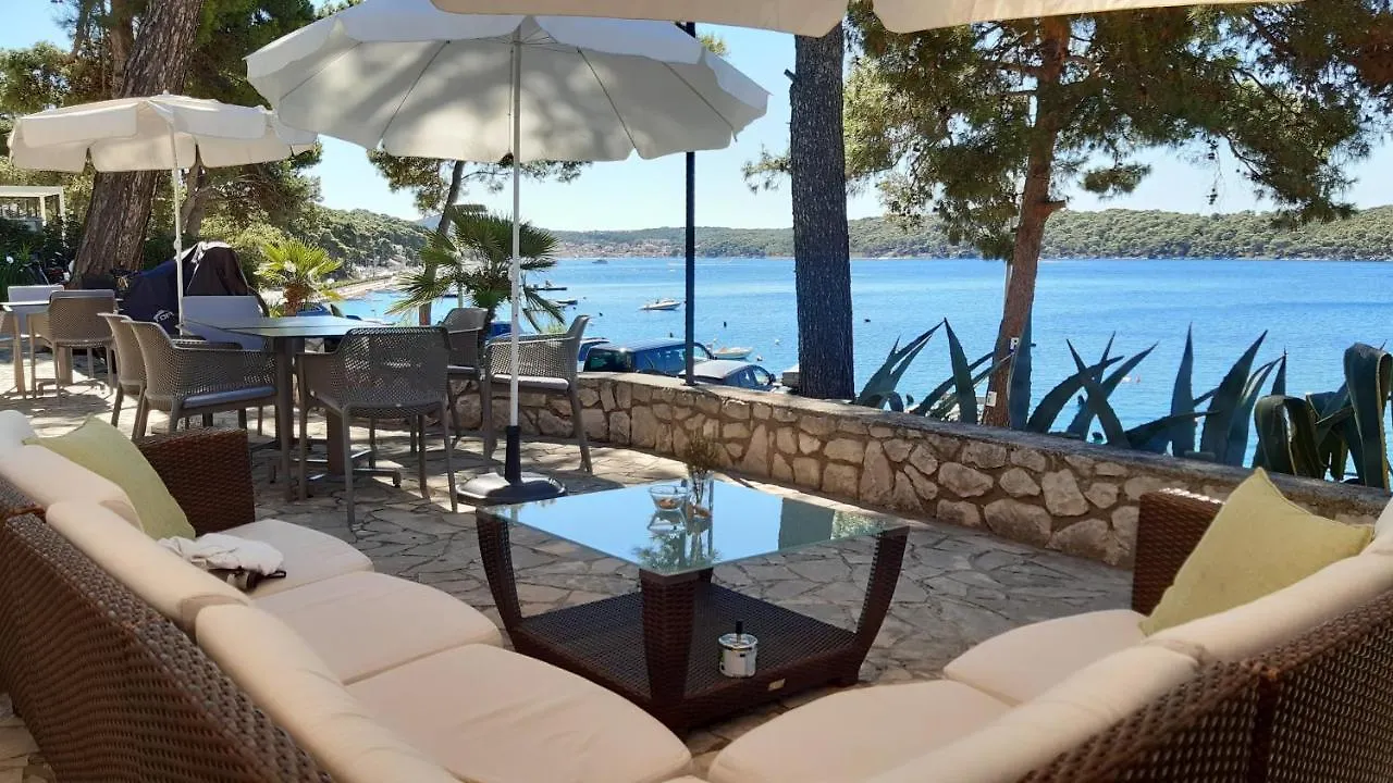 **** Penzion Apartments And Rooms By The Sea Mali Lošinj Chorvatsko